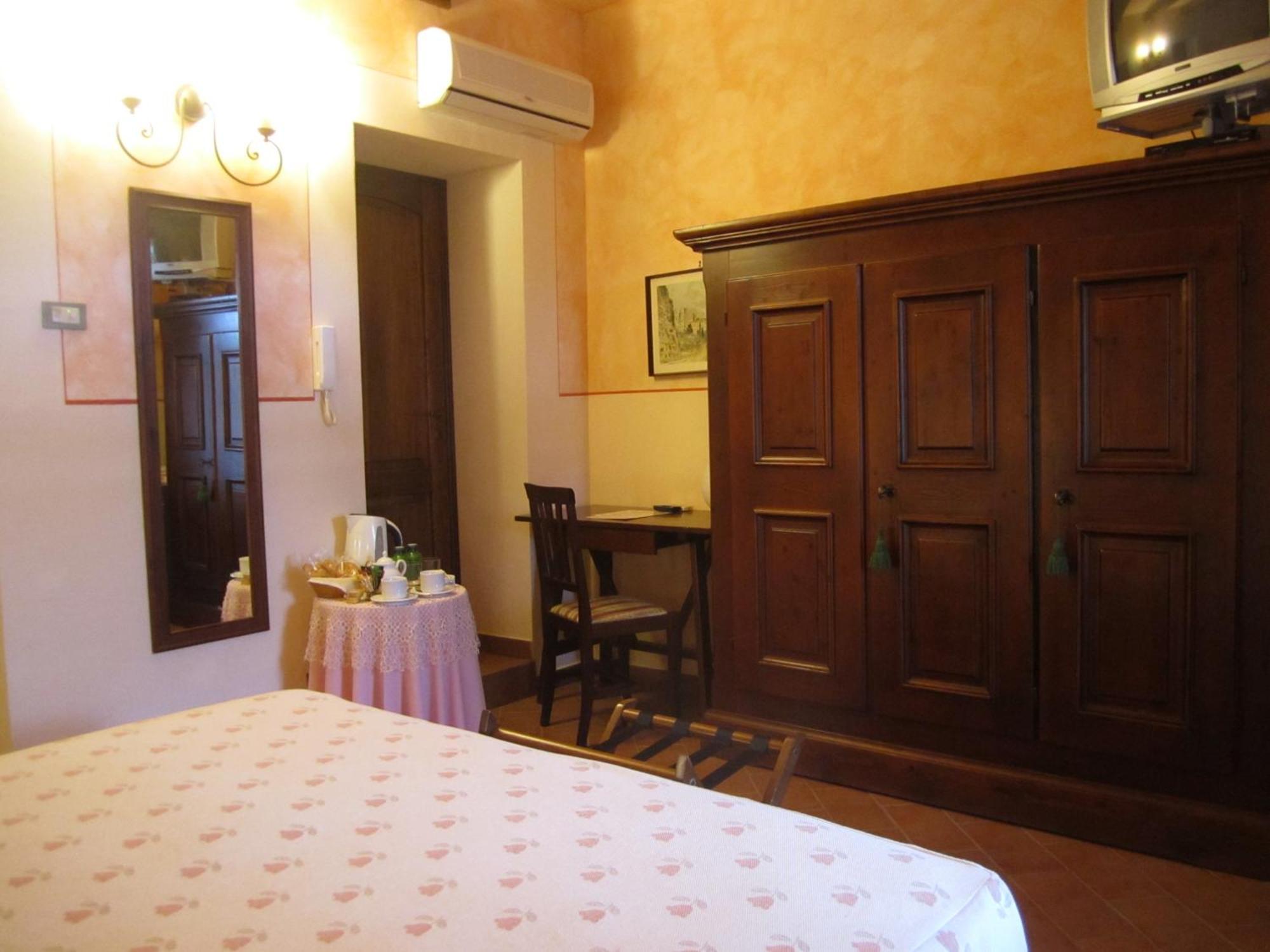 Le Volpaie Hotel San Gimignano Quarto foto